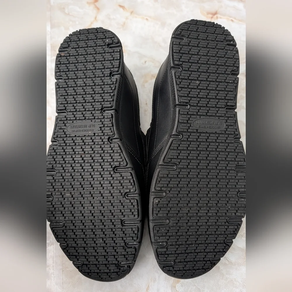 Skechers  Work SLIP RESISTANT MEMORY FOAM Men Size 11